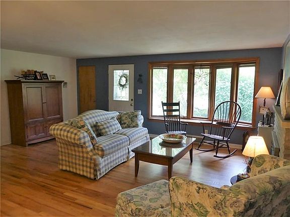 2nd image of 4731 Hampton Farms Dr