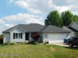 699 Kenaston Dr, Coldwater, MI 49036
