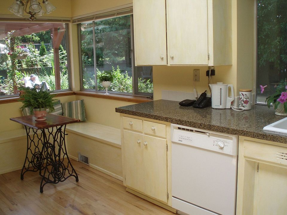 Updated kitchen with granite countertops