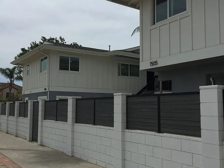 1505 Palm Ave — Photo 1
