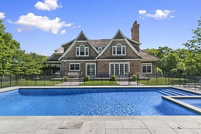 1st image of 21 Burkeshire Dr