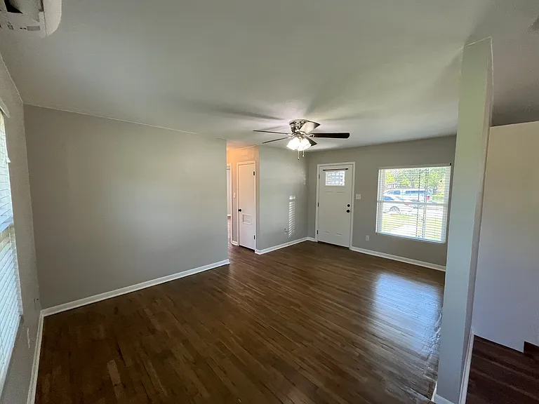 408 Jefferson Ave — Photo 7