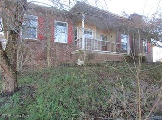 32 Bluffview Dr, Taylorsville, KY 40071