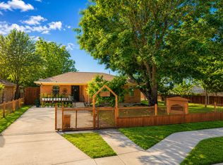 9206 Donnybrook Ln, Dallas, TX 75217