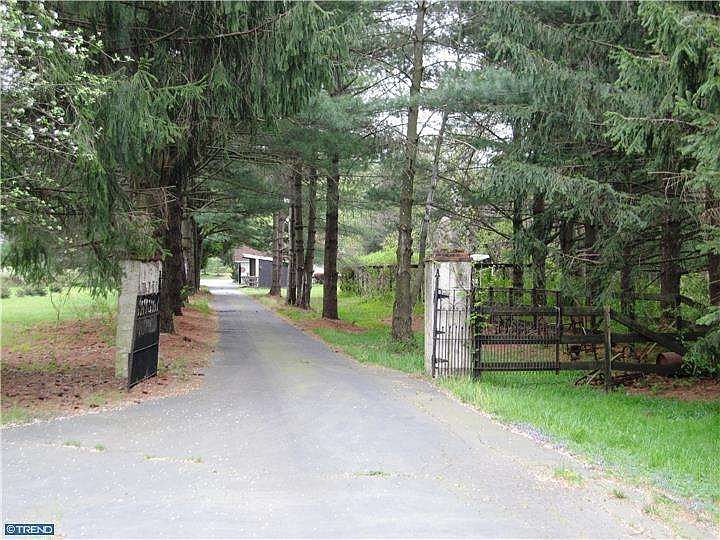 2nd image of 96 Bear Brook Rd
