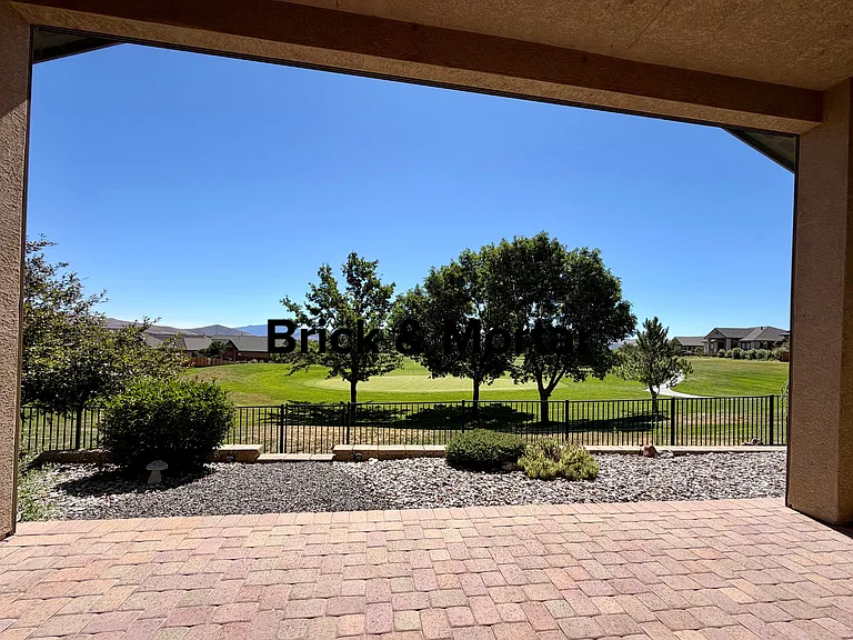 3983 Siena Dr — Photo 22