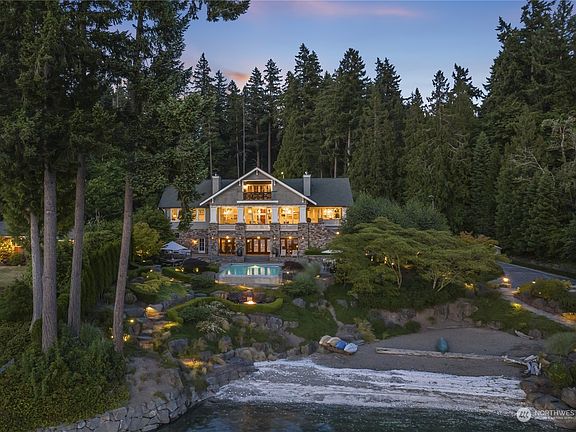 4th image of 4014 Horsehead Bay Drive NW