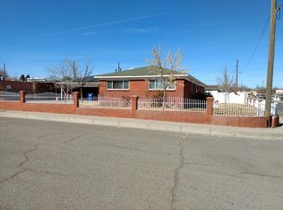 5505 Palm Ave SW, Albuquerque, NM 87121