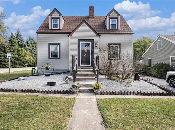 1301 Garfield St, Hobart, IN 46342