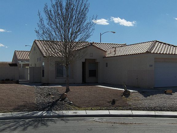 "desert landscaping"