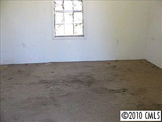 4th image of 104 Cenco Dr