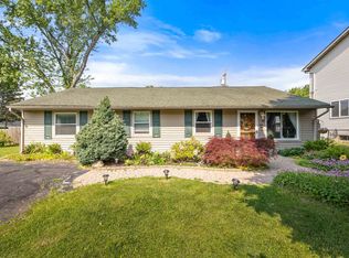 2934 Walsh Dr, Rochester Hills, MI 48309