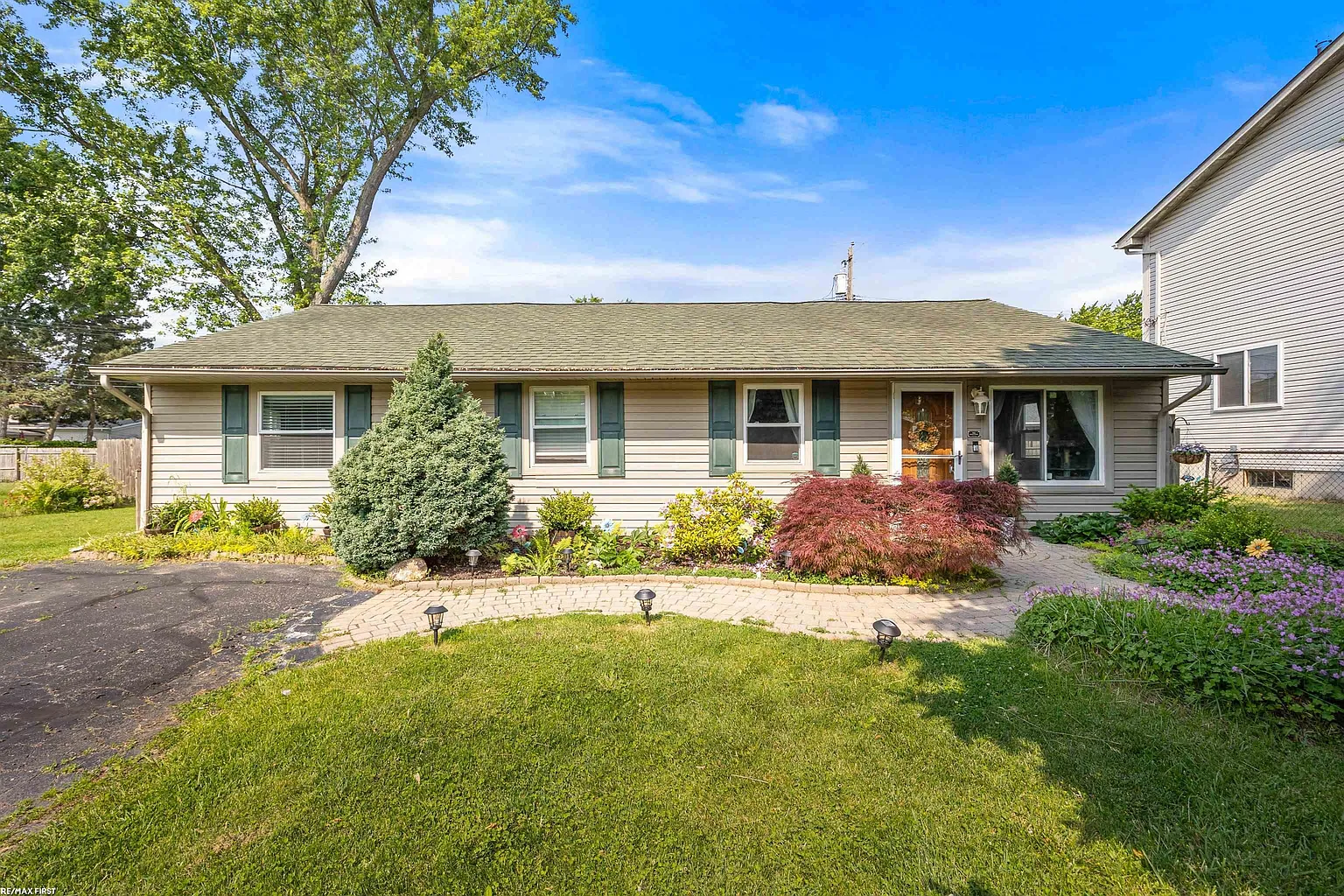 2934 Walsh Dr photo 1