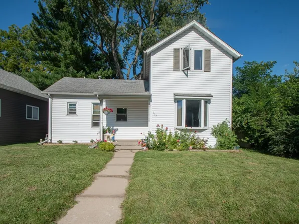 107 Francis St, Porter, IN 46304