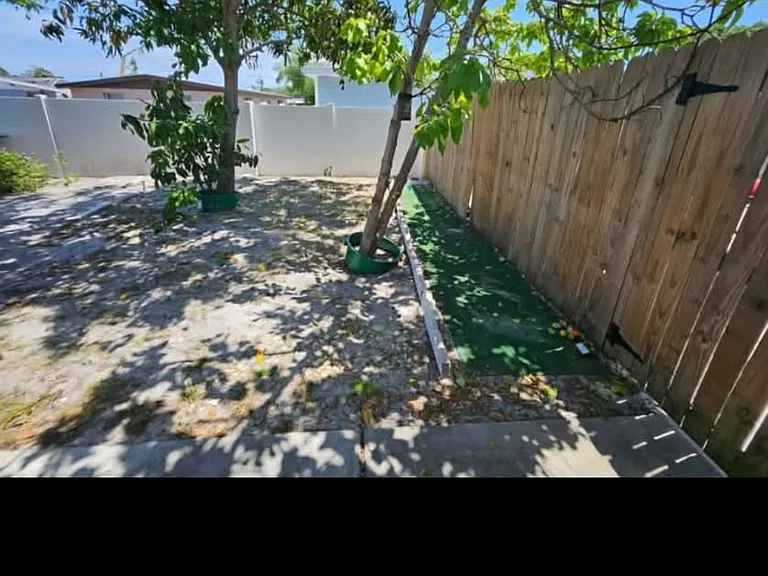 4703 Kelly Rd — Photo 13