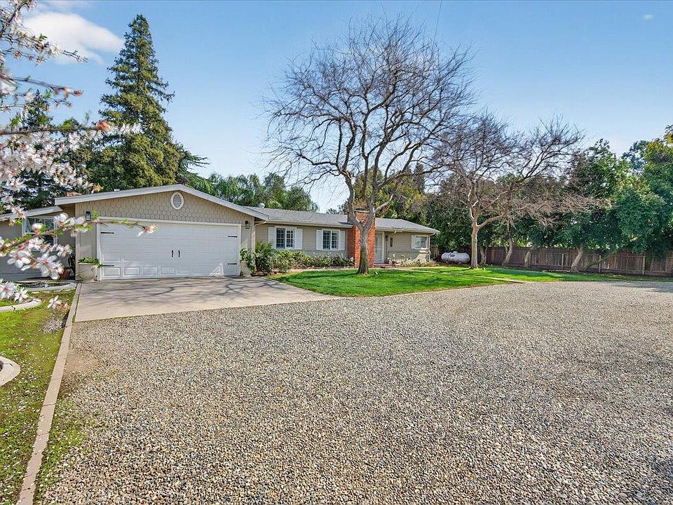 1st image of 1544 N De Wolf Ave