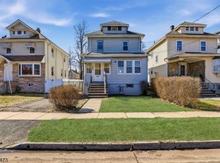 204 Pine St, Roselle, NJ