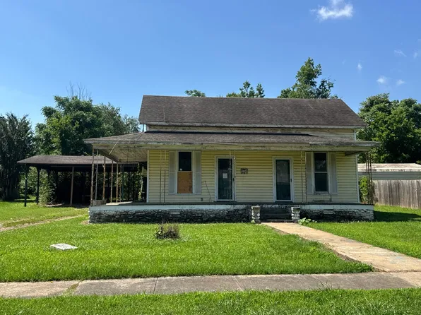 106 E Mann St, Clarksville, AR 72830