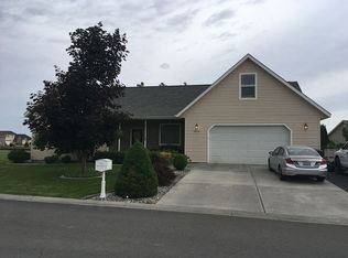 9039 Castlewood Dr SE, Moses Lake, WA 98837