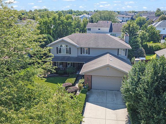 2nd image of 2916 Sharon Dr
