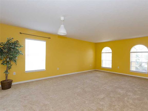 3rd image of 8181 Westfield Cir
