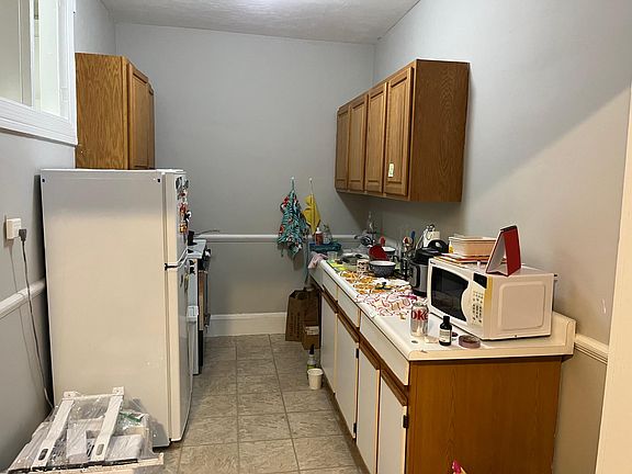 3rd image of 9 Sewall Ave APT 302