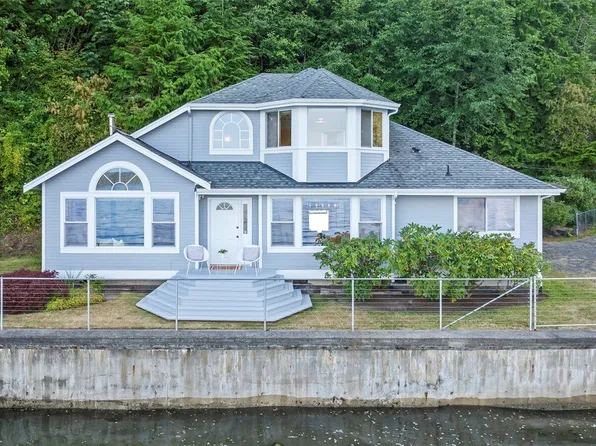 9026 SE Fragaria Road, Olalla, WA 98359