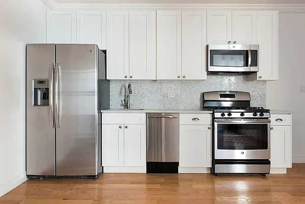 Rented by Bold New York | media 8