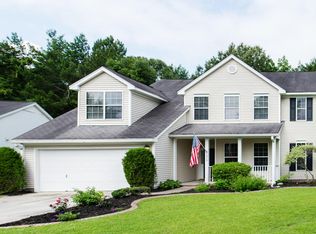 5350 Greggs Landing Dr, North Charleston, SC 29420