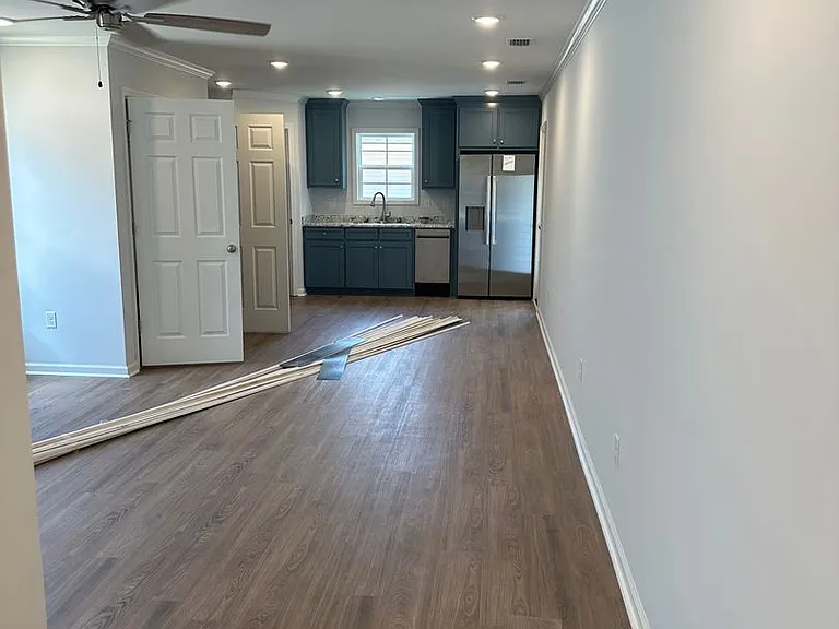 1528 Woodard St — Photo 7