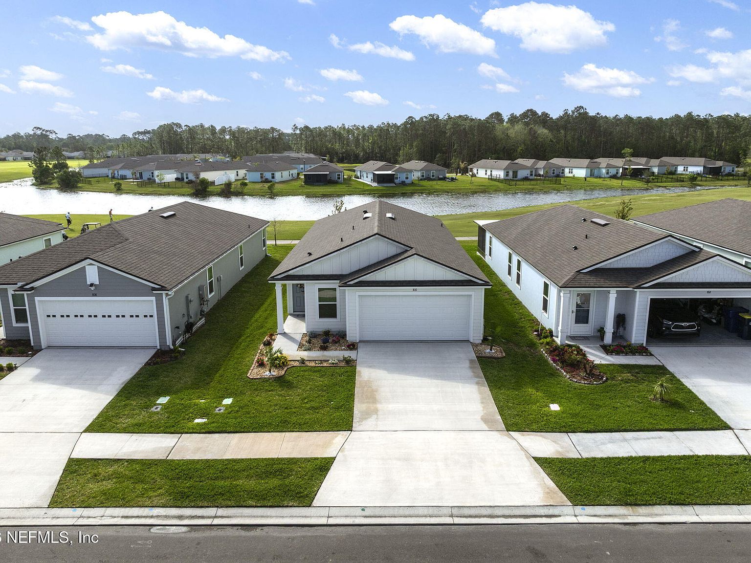 810 GRAND RESERVE Drive