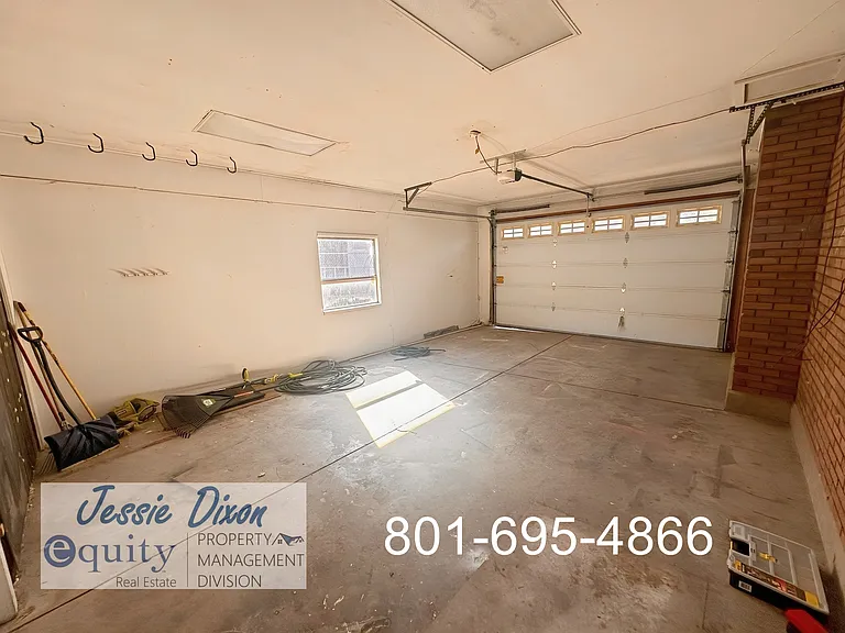 245 Briarwood Dr — Photo 26