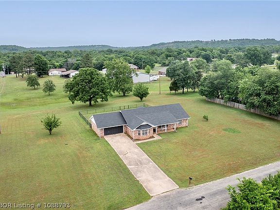 2nd image of 476021 E 1091st Rd