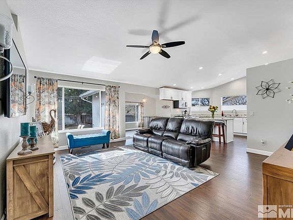 3rd image of 1655 Canyon Terrace Dr