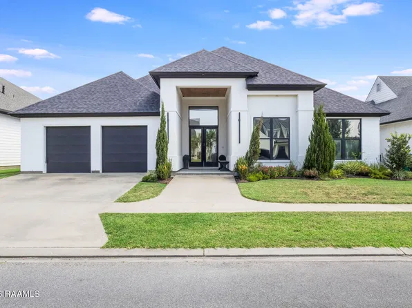 309 Canary Palm Way, Youngsville, LA 70592