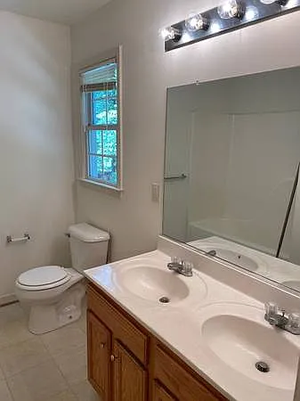 3990 Resting Pl — Photo 3