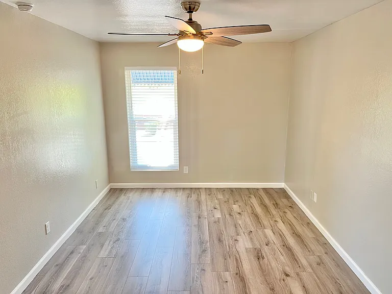 The Haven on 3rd — Photo 18