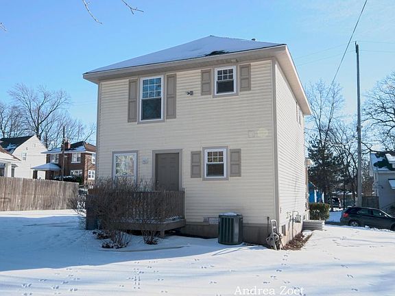 3rd image of 525 Umatilla St SE