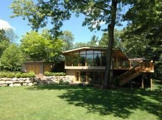 30800 Inkster Rd, Franklin, MI 48025