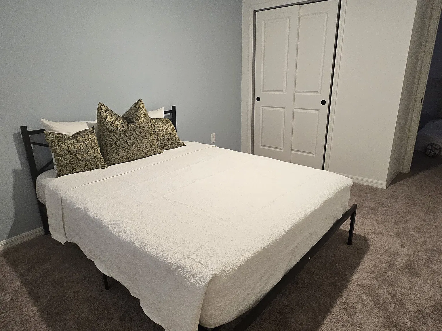 3 bed, 1840 sqft, $2,500 — Photo 4