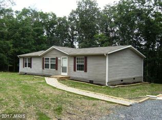 852 Plum Tree Ln, Berkeley Springs, WV 25411