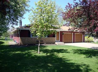 964 Clay St S, Shakopee, MN 55379