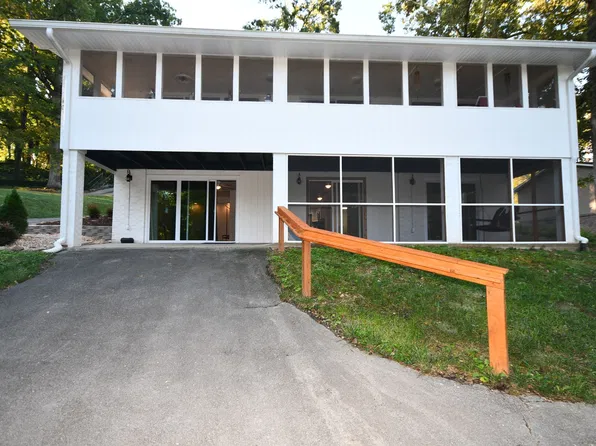 9413 Bayview Rd, Soddy Daisy, TN 37379