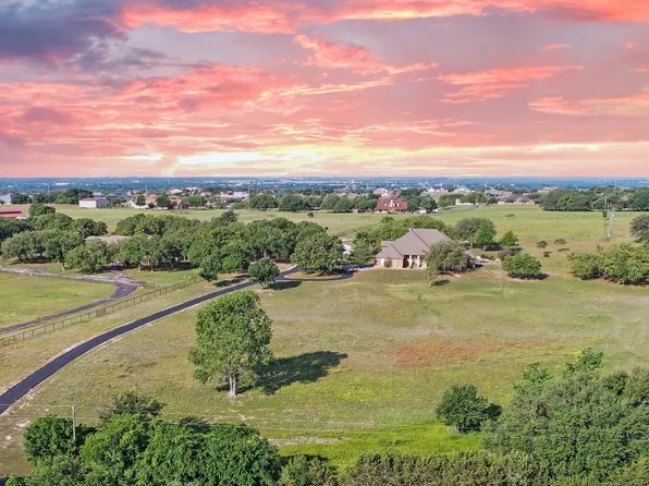 1710 Meander Rd, Granbury, TX 76049