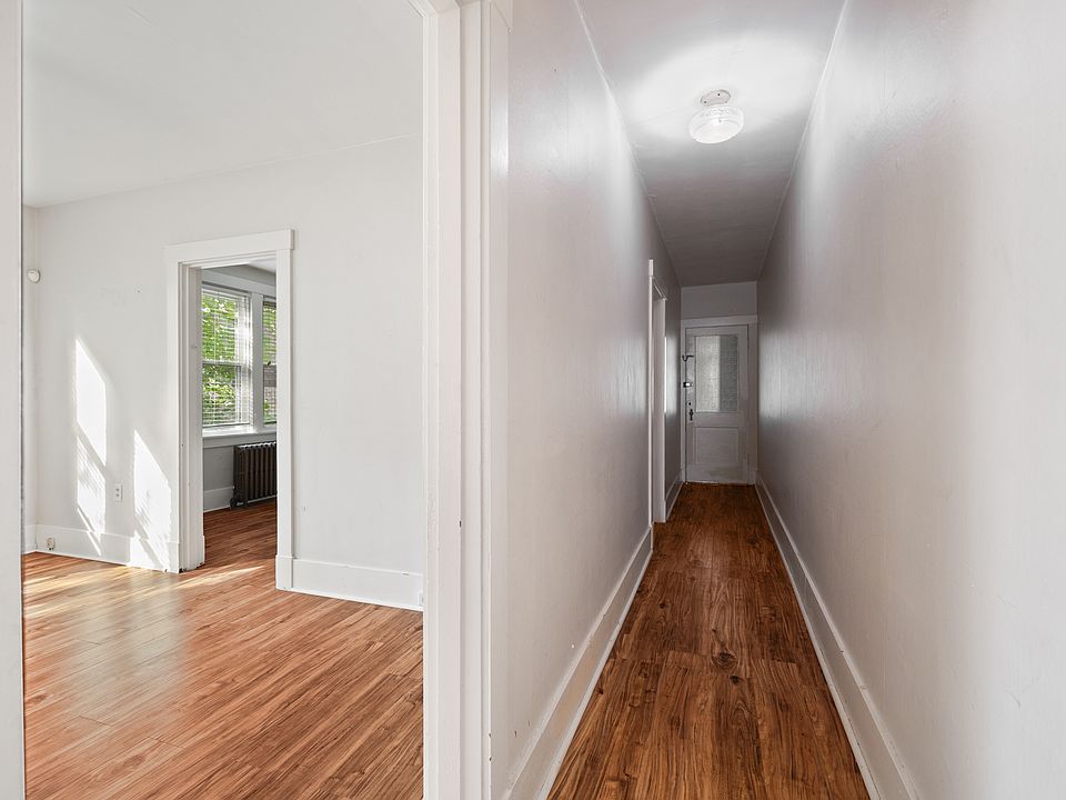 305 Stanford Avenue, Apt 2_18_10272025