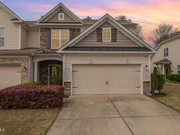 8225 Yaxley Hall Dr, Raleigh, NC 27616