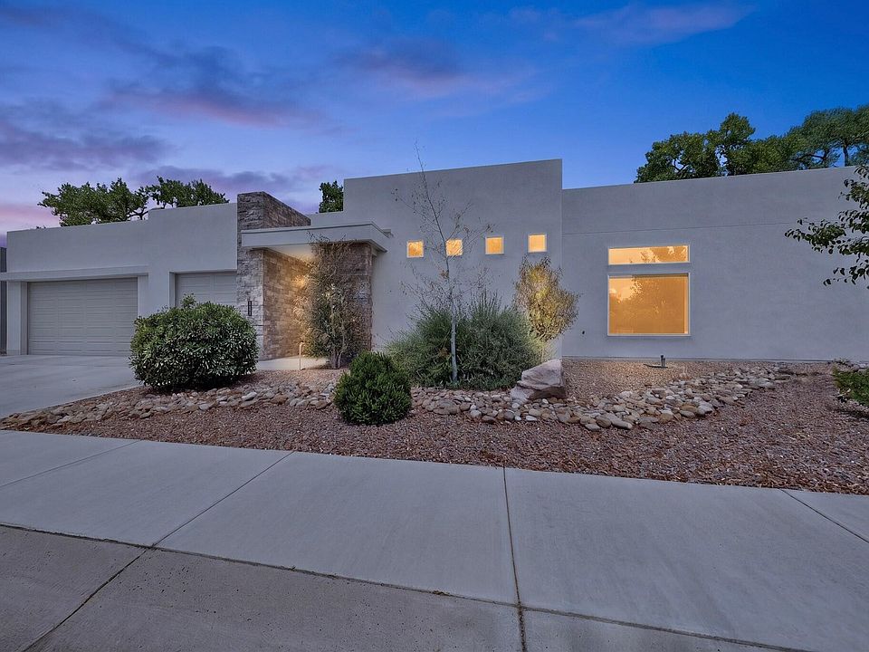 1st image of 239 Vista Azul Ln NW