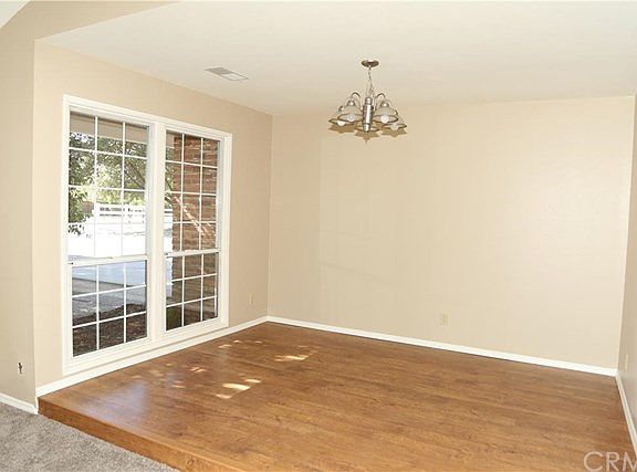 4th image of 2200 N Quinley Ave