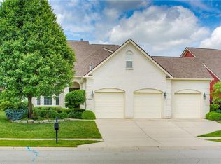 9242 Crystal River Dr, Indianapolis, IN 46240