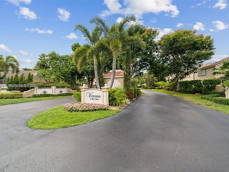3537 Deer Creek Palladian Cir — Photo 3